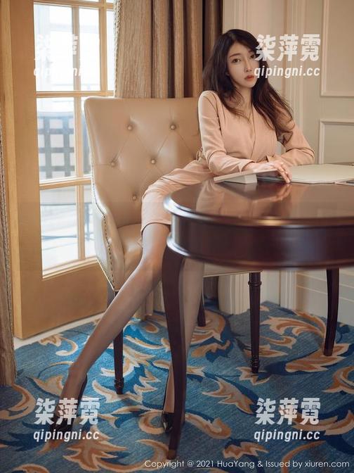 HuaYang花漾-赵惟依coco HuaYang花漾 - 水中仙子赵惟依coco,泳池新图片更新!说好的只是在玩水呢?