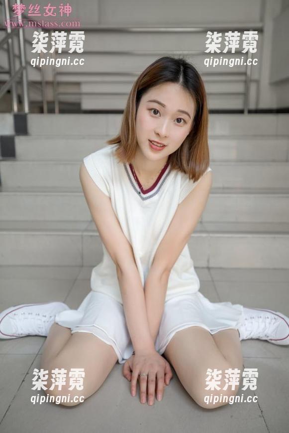 MSLASS梦丝女神-张灵儿 MSLASS梦丝女神 - 说说张灵儿的水手服写真,哪些细节让人想窥探?