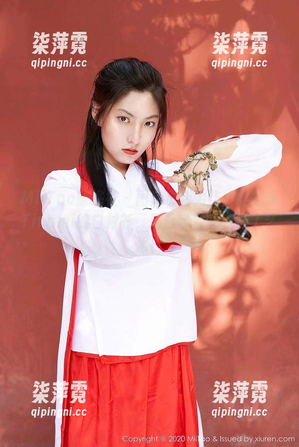 MiiTao蜜桃社 - 图库最新力作：缇娜美Tinami的白衬衫，把日常穿搭变成了艺术！