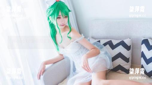Momoko葵葵 Momoko葵葵的全套杨贵妃,实在太好玩了,能下载的赶紧拿去欣赏!
