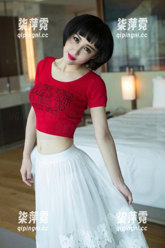 UGirls尤果网-颜爱泽 UGirls尤果网 - 进一步了解颜爱泽的泳池图集,随时随地想扑进水里!
