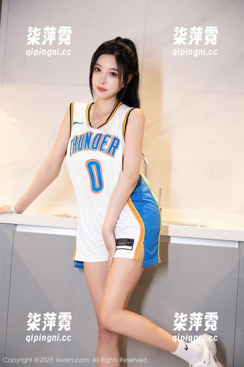Xiuren秀人网 - 周慕汐的少女，一张图片足以让人停留一会