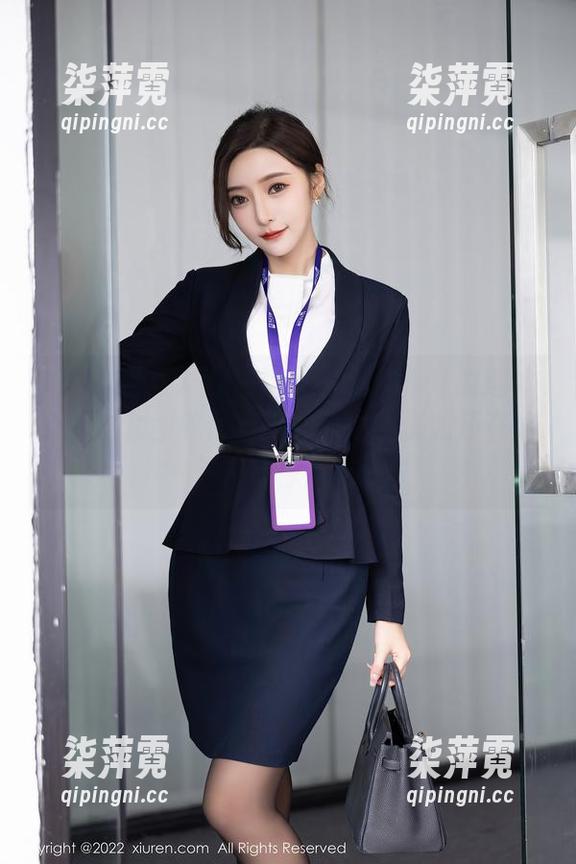 Xiuren秀人网-奶芙乔乔 Xiuren秀人网 - 这里是奶芙乔乔的连体衣,这套图就像一碗冰淇淋,资源还在冰箱里等你来吃!