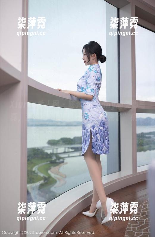 Xiuren秀人网-陈梵妮Fanny Xiuren秀人网 - 陈梵妮Fanny的美脚写真,我该用“赞叹”还是“又来了”来形容?