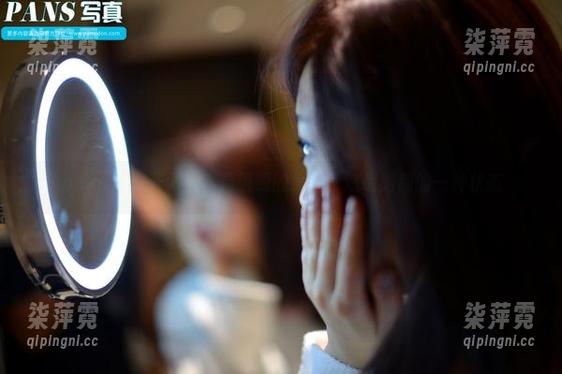 pans-锐锐 pans - 打开图册,看锐锐的女仆,悠哉游哉的一种状态