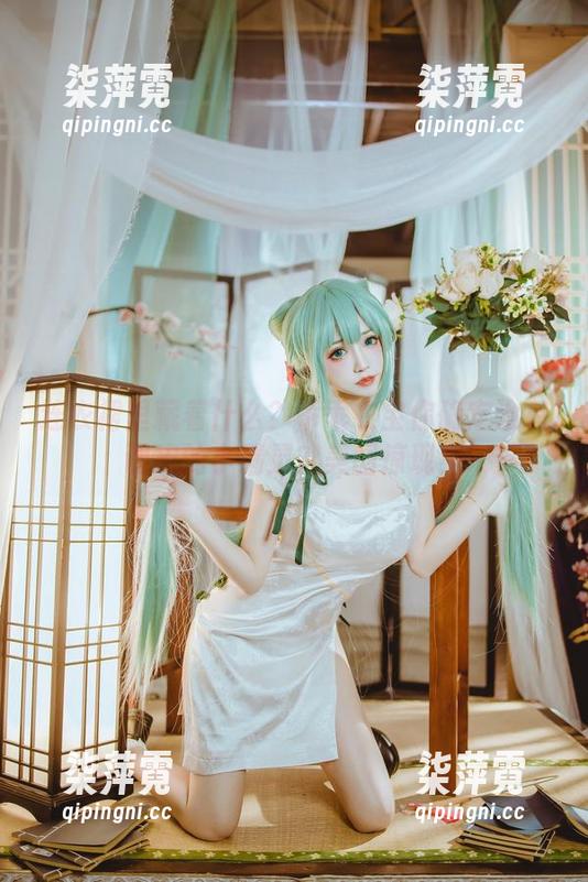 乖乖衣宝 连衣裙里藏着什么?乖乖衣宝你确定没有调皮的小精灵?美图惊现!