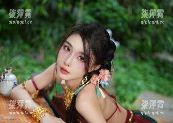 余多多Dudu 壁纸?长得太好看,余多多Dudu这高清纯白挑战我的审美极限啊!