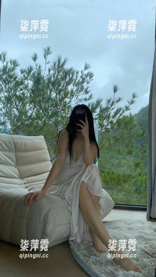 俏妞qiaoniuTT 微密圈 - 所有人都在看俏妞qiaoniuTT的网袜—高清,尤其是那条腿!