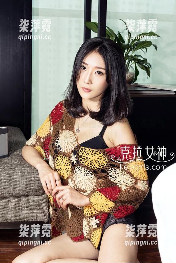 克拉女神 - 凌雪妹妹图册：不仅仅是妹妹，更是心中的谜！