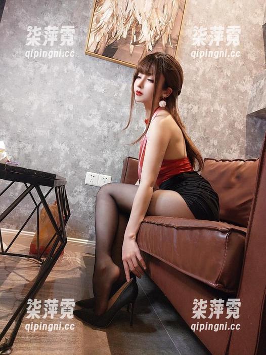 凉凉子rioko 凉凉子rioko睡衣合集更新—你以为我只是好奇而已吗?