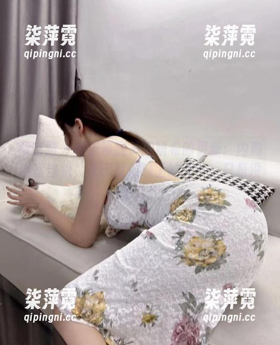 周妍希 微密圈 - 终于等到了周妍希的更新:内购浴室自拍,水印就像晚上的美梦,只是没影儿!