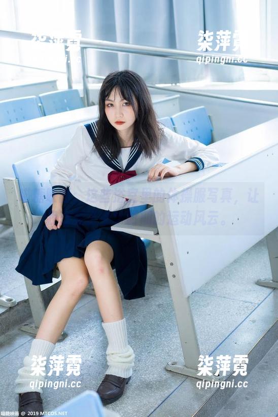 喵糖映画 喵糖映画:这些浴室里的体操服写真,让我想起了中学时期的运动风云。