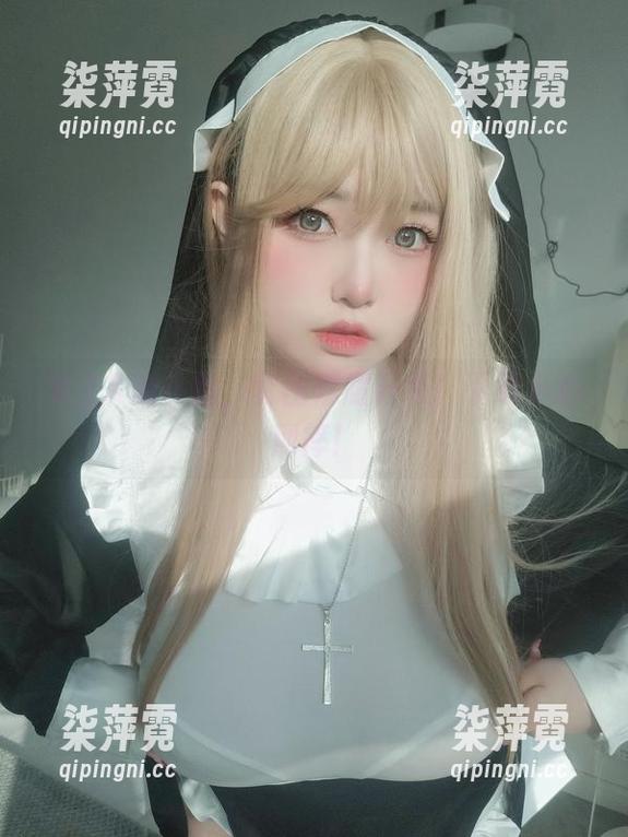 女主K 女主K的长腿,套图炫耀升级!下载小心别摔!