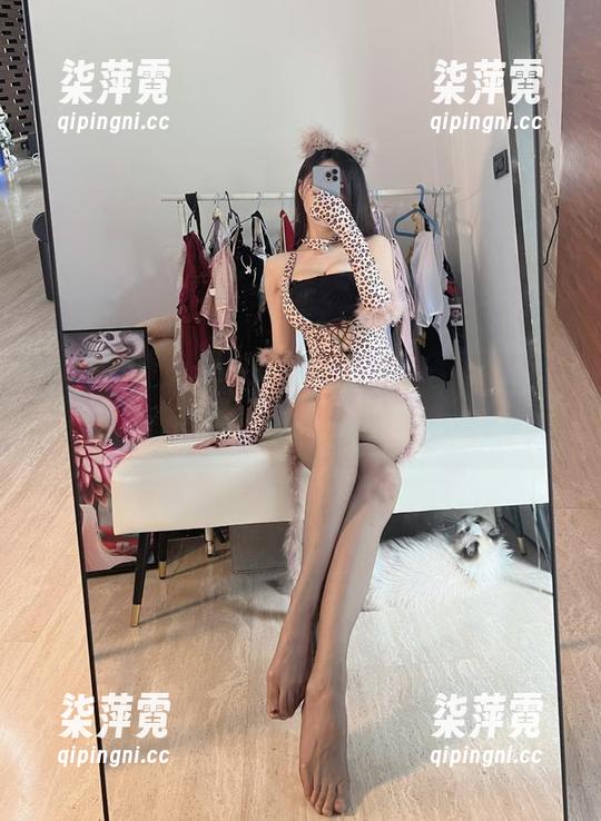 微密圈 - 小玉吃果冻，难道你的美图合集真把天花板给压低了？