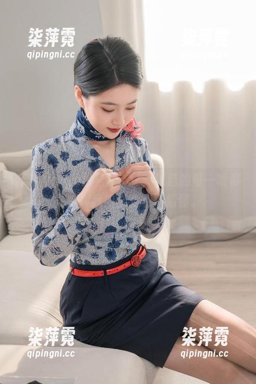 年年Nnian双马尾Cos，精选的每一帧都在撩拨我内心那点小情愫。