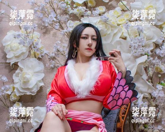 樱晚gigi的作品：阳光与时光-cos符号的游戏，深得人心吗，不一定。