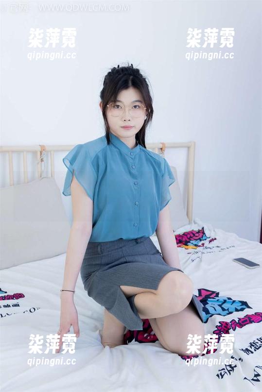 物恋传媒-菜菜 物恋传媒 - 菜菜展示修女风范,最新图片快来瞧瞧!