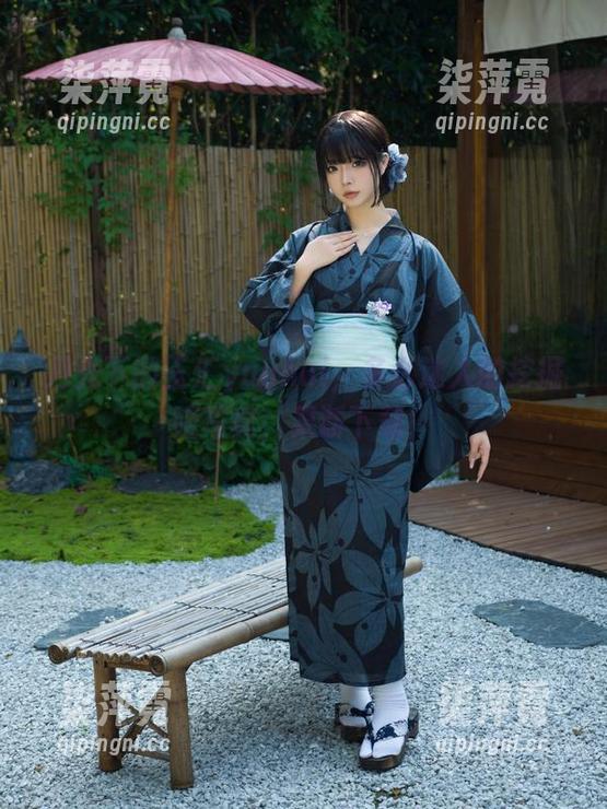 月光下的玉汇yuuhui，多么迷人的挖掘姬写真，果断下载！