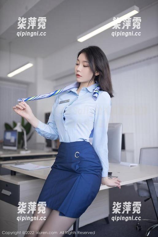 秀人网-夏诗诗Sally 秀人网 - 从夏诗诗Sally的礼服里挖掘穿搭灵感—图库共享时间!