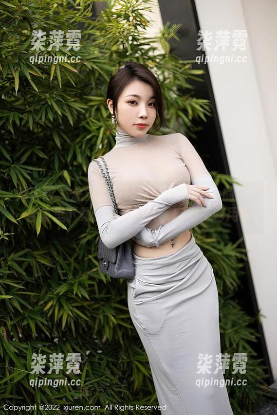 秀人网-奈汐酱nice 秀人网 - 总觉得自己从奈汐酱nice的毛衣合集里下载了太多照片,空间不够用呀