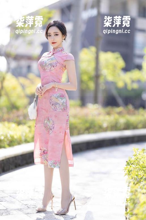 秀人网-戴允祺zoe 秀人网 - 戴允祺zoe的制服之旅,我们先从这些精选作品说起吧!