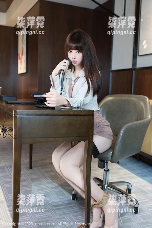秀人网-李丽莎 秀人网 - 看了李丽莎的套图,我真想去旅行了!可又没那个闲功夫…