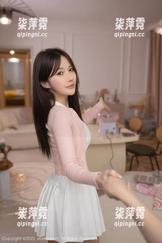 秀人网 - 在线探访，董林越JK作品说不出的轻盈与自在…