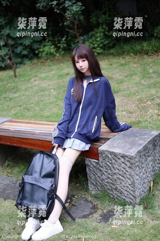 秀人网-蓝夏Akasha 秀人网 - 当蓝夏Akasha变身女仆,精选的美图里糅合了什么古怪而迷人的元素?