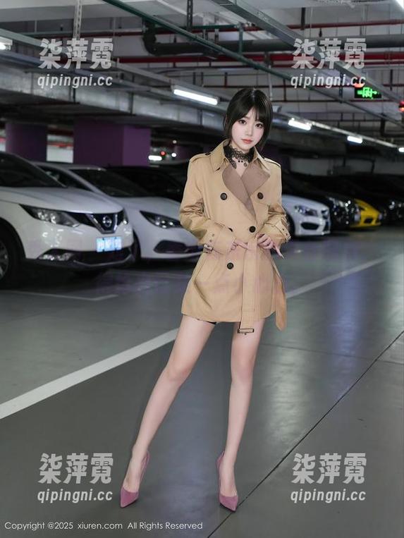 秀人网-香澄在东京 秀人网 - 对了,香澄在东京的天台图包,得给自己放一点小心心。