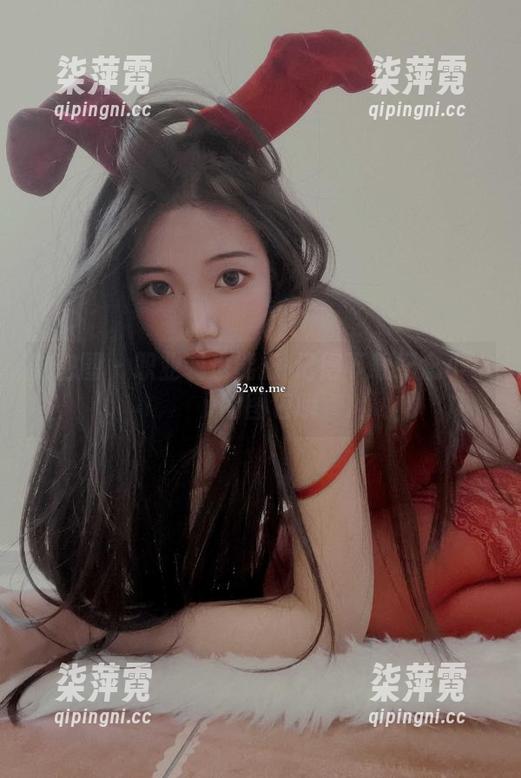 微密圈 - 职业装也能撩-记得下载纪念小小v的图包哦