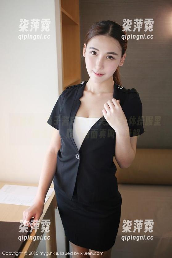 美媛馆-鱼子酱Fish 美媛馆 - 鱼子酱Fish完美投射–体操服里的洗牌,照片画面真叫人费解