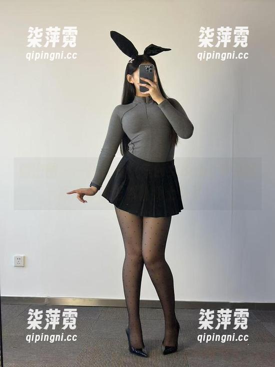 微密圈 - 一探究竟，美邵女Baby学妹的高清套图居然让我上头了！