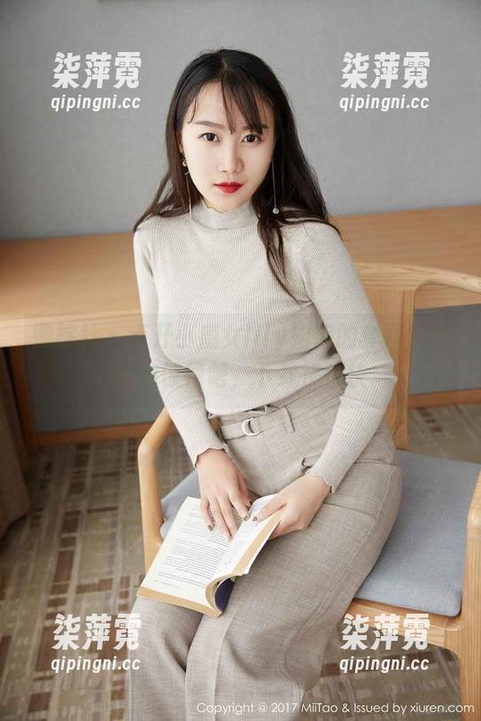 蜜桃社-小魔女lily 蜜桃社 - 点开小魔女lily姐姐的套图,等着被惊艳吧,下载快快快