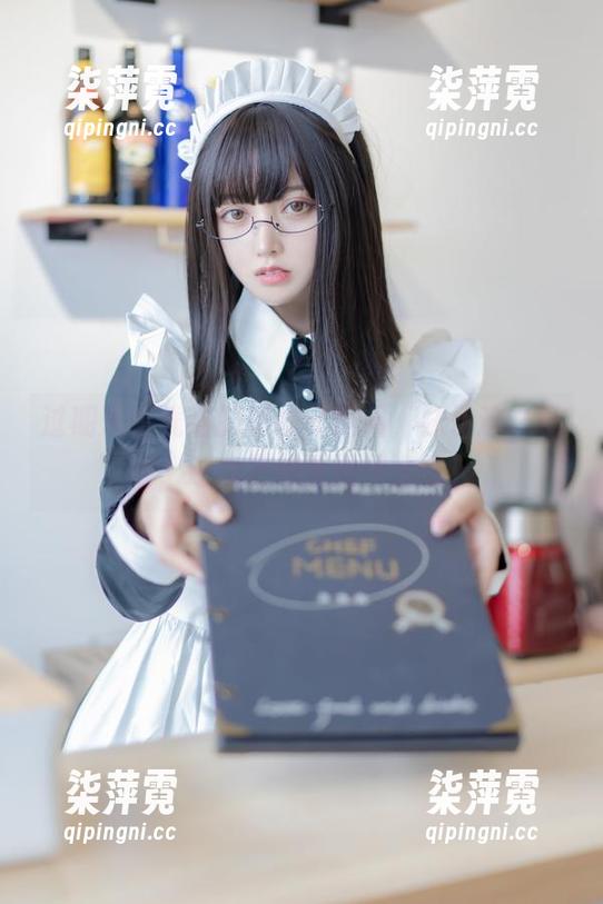 过期米线线喵 过期米线线喵的棉袜私房展,袜子这么可爱,还是更想看到什么呢?
