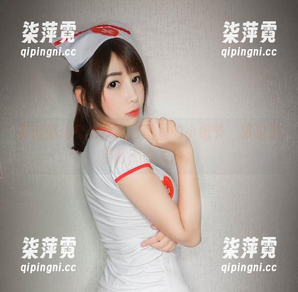 雯粥粥 雯粥粥化身修女,套图里的小细节,资源也要耐心去发掘。