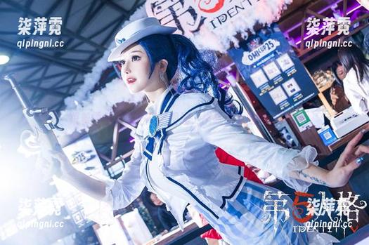 跟着露儿大魔王高清图册，挑战少女的发光时刻