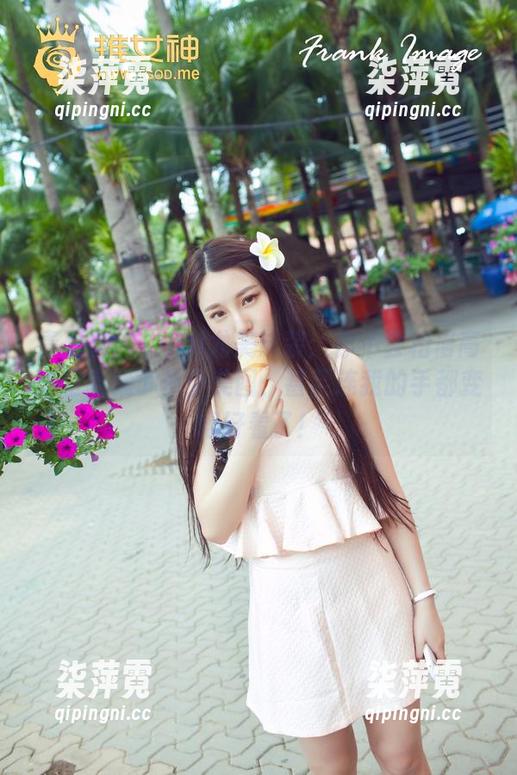 青豆客 - Yumi尤美泳装：你不会相信高清里隐藏了多少美图，甚至连我的手都变得好看了！