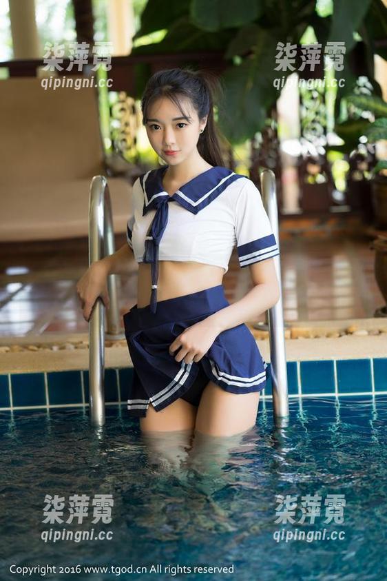 青豆客-娜依灵儿 青豆客 - 娜依灵儿的写真,透明到我怀疑眼睛了!